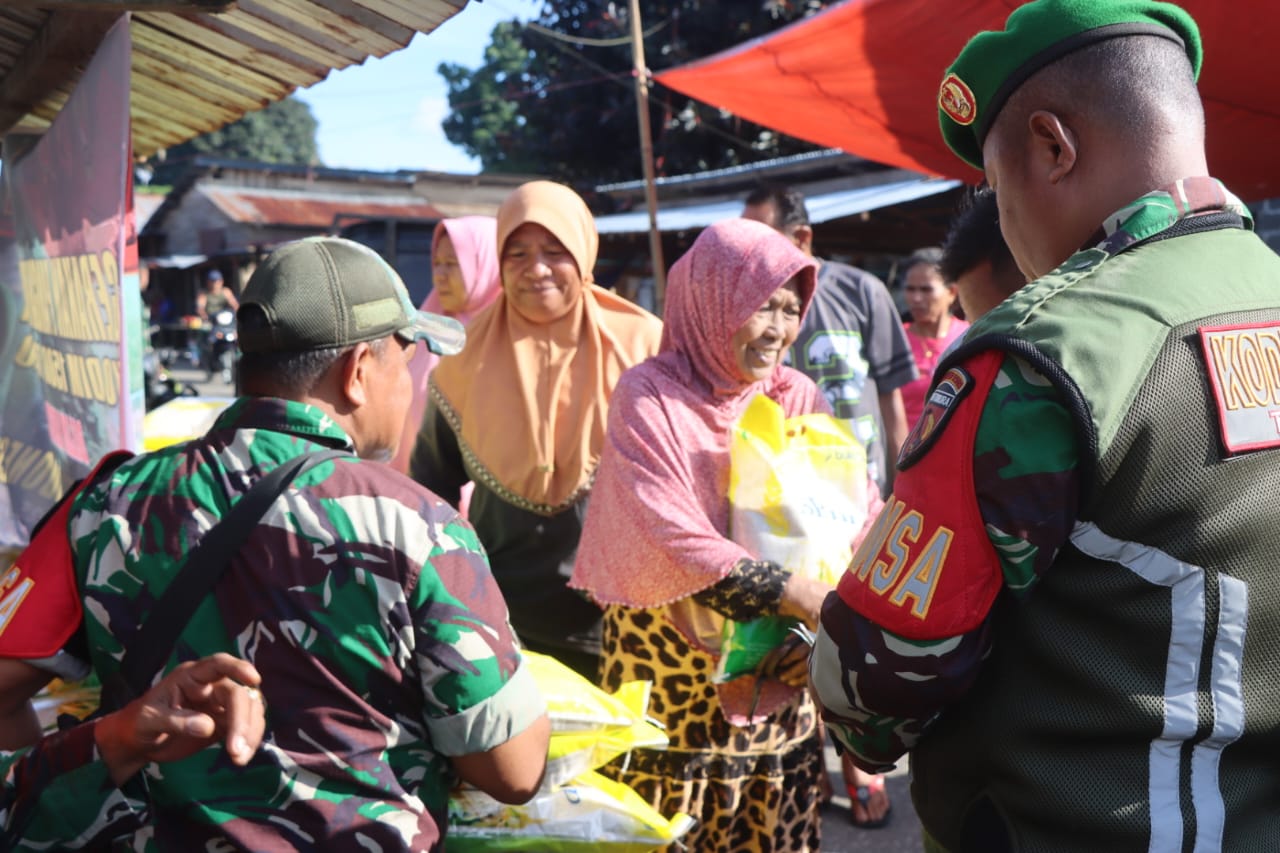Warga Antusias Sambut  Pasar Murah