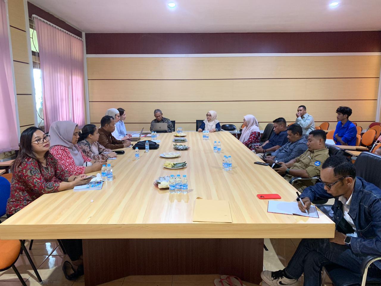Tingkatkan Literasi Budaya dan Sejarah Lokal, Tim UI dan Unkhair Gelar FGD di Ternate