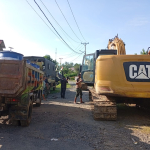 Pemda Halmahera Utara Terjunkan Excavator, Buka Akses Jalan Pasca Banjir dan Longsor di Loloda Utara