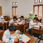 Membangun Masa Depan Anak Negeri Kawasi: Komitmen Harita Nickel Dalam Momentum Hari Gizi Nasional 2026