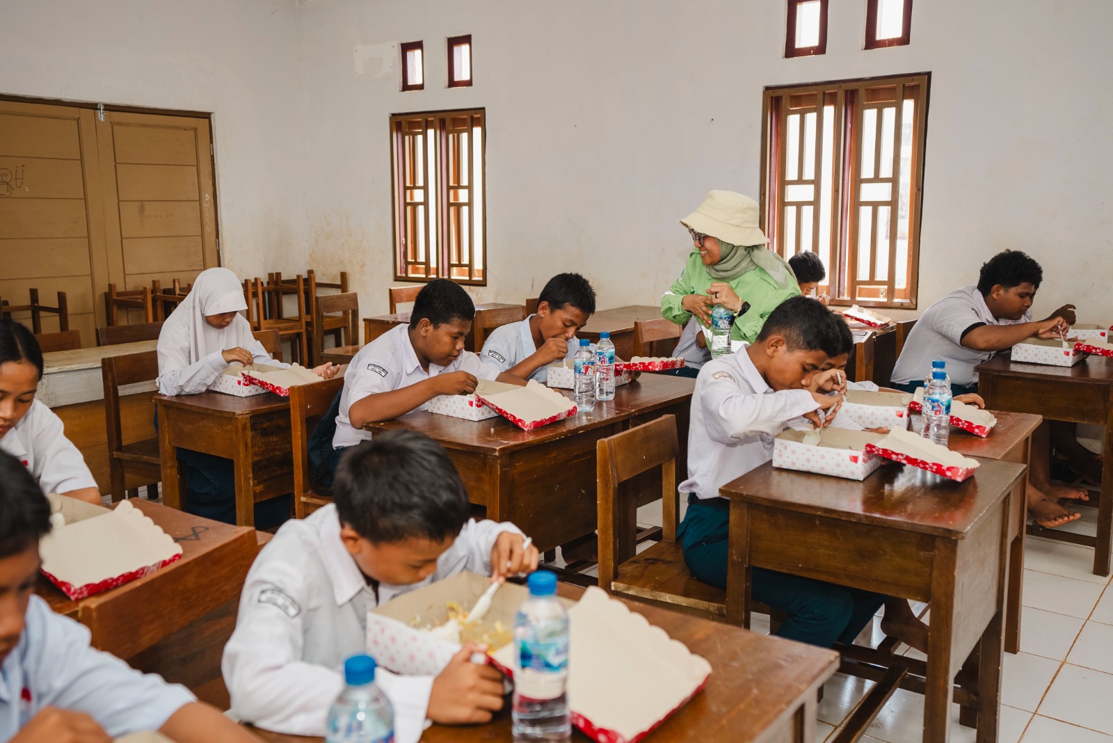 Membangun Masa Depan Anak Negeri Kawasi: Komitmen Harita Nickel Dalam Momentum Hari Gizi Nasional 2026