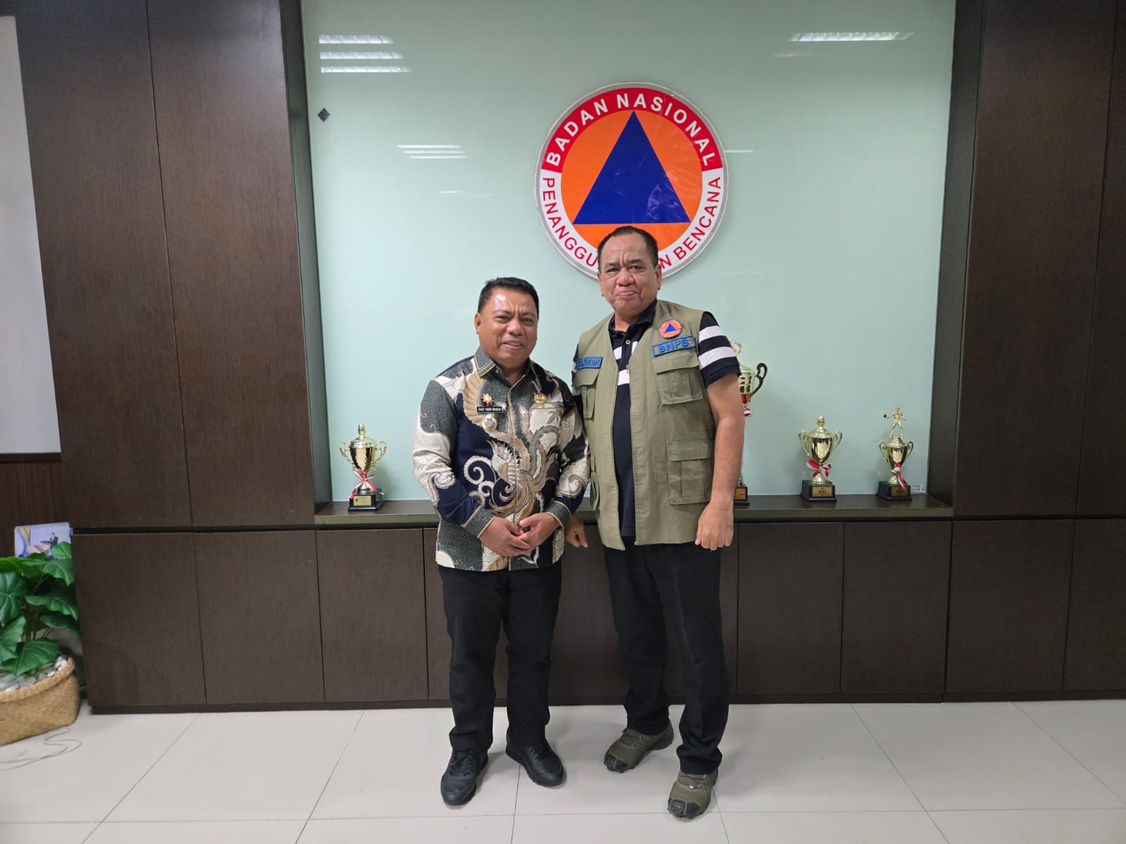 Bupati Piet Hein Babua Bertemu Deputi BNPB Pusat, Bahas Penanganan Bencana di Halmahera Utara